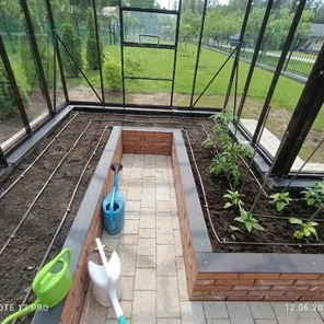 Монтаж автоматического полива теплиц